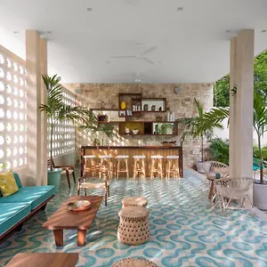 Tiki Tiki 4*, Tulum Messico